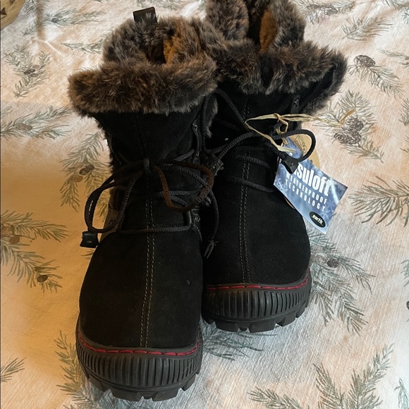 Earth Shoes - Earth Black Leather Winter Boots with Faux Fur Trim Size 7